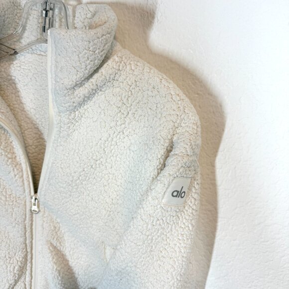 Alo Yoga Teddy Sherpa Crop Zip Jacket Bomber Ivory Winter White XS - Picture 2 of 13